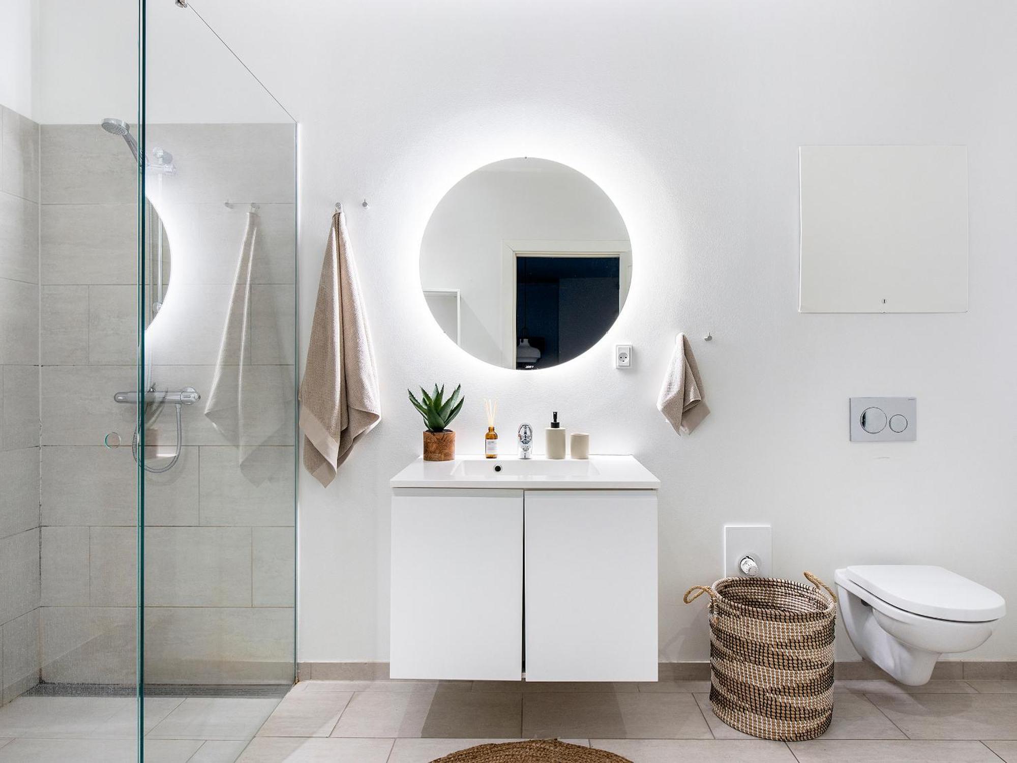 Sanders Leaves - Chic Three-Bedroom Apartment In Downtown Kopenhaga Zewnętrze zdjęcie